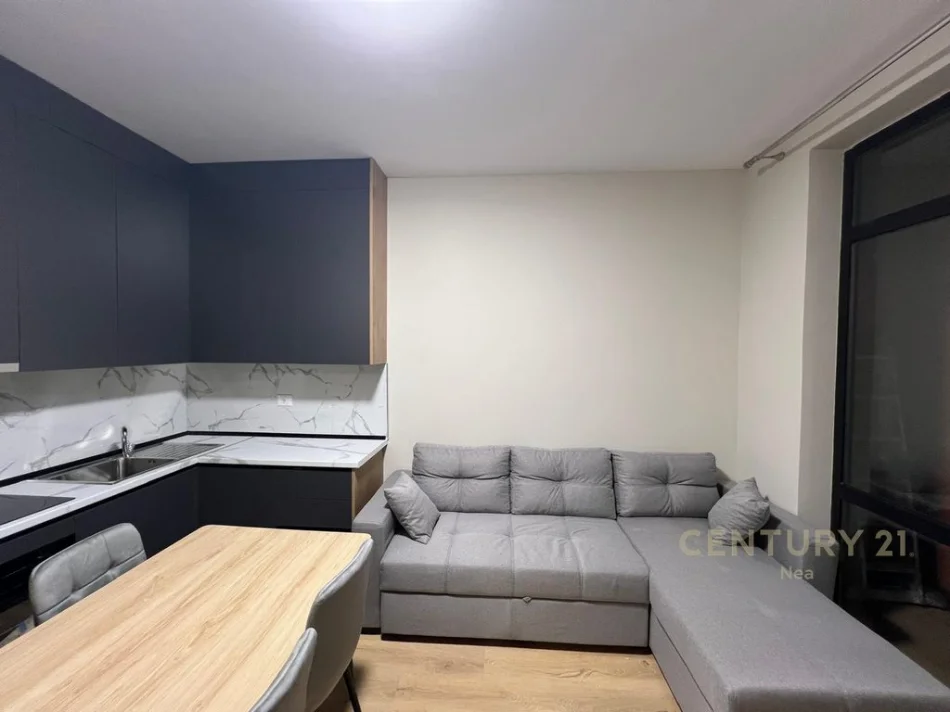 Tirane, shitet apartament 2+1 Kati 8, 78 m² 160.000 € (Bulevardi i Ri)