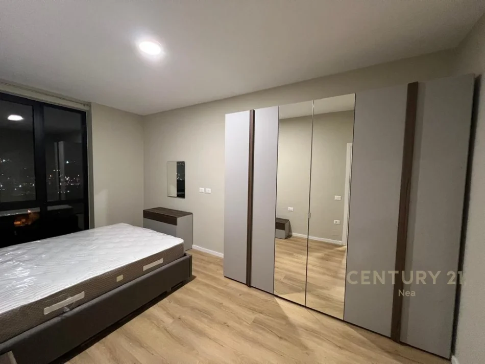 Tirane, shitet apartament 2+1 Kati 8, 78 m² 160.000 € (Bulevardi i Ri)