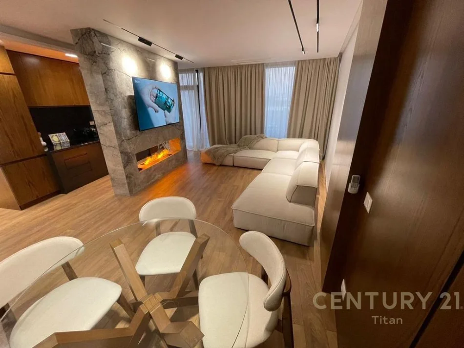 Tirane, jepet me qera apartament 2+1 Kati 8, 126 m² 1.800 € (lake view rruga e kosovareve)