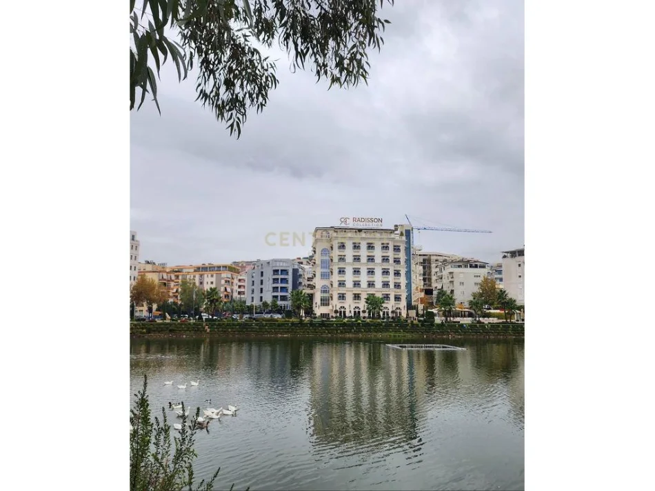 Tirane, shitet apartament 1+1 Kati 4, 70 m² 160.000 € (Liqeni i Thate)