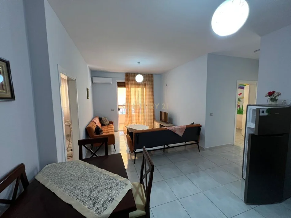 Tirane, jepet me qera apartament 3+1 Kati 2, 85 m² 500 € (Sotir Caci)