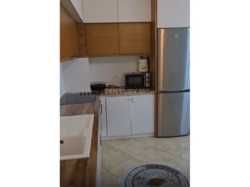 Tirane, shitet apartament 2+1 Kati 7, 95 m² 145.000 € 