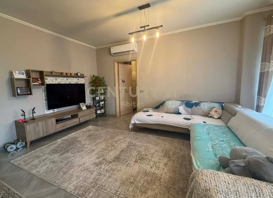 Tirane, shitet apartament Kati 5, 101 m² 215.000 € 