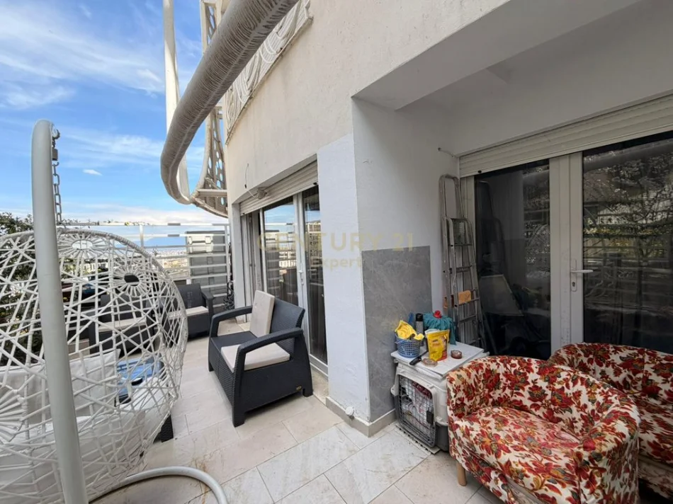 Tirane, shitet apartament 1+1 Kati 1, 85 m² 175.000 € (kodra e diellit 2)