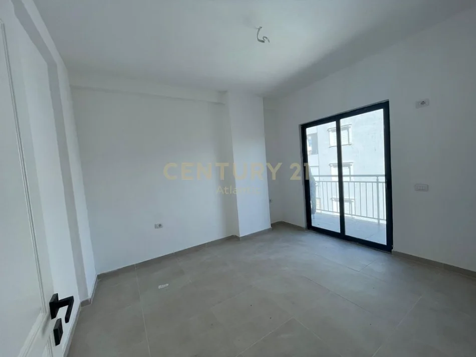 Durres, shitet apartament 1+1 Kati 3, 71 m² 92.000 € 