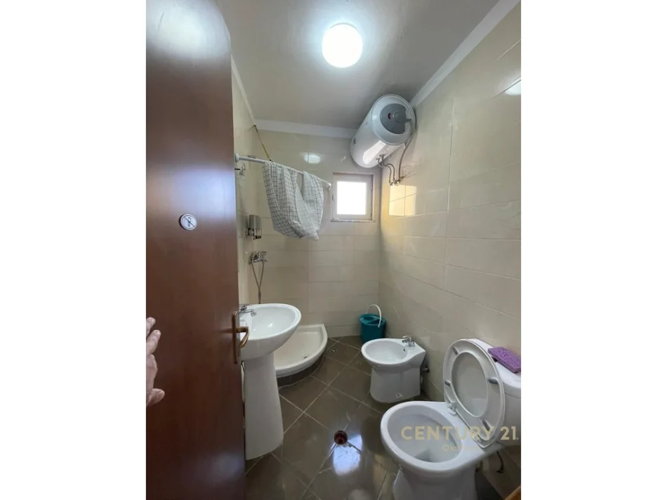 Tirane, jepet me qera apartament 2+1 Kati 6, 71 m² 550 € 