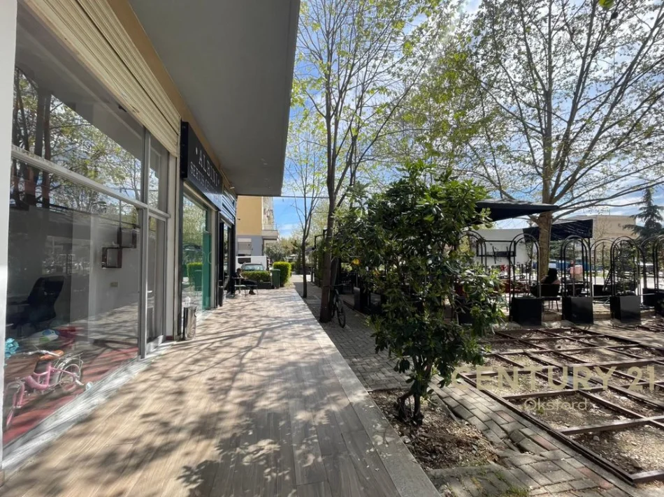 Tirane, jepet me qera apartament 2+1 Kati 6, 71 m² 550 € 