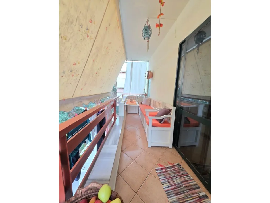 Tirane, shitet apartament 2+1+Ballkon Kati 1, 83 m² 180.000 € 