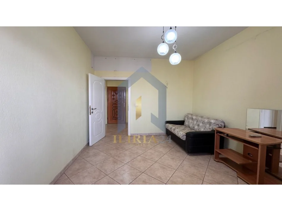 Tirane, shitet apartament 2+1+Ballkon Kati 8, 118 m² 220.000 € (Apartament 2+1 ne shitje tek Pazari I Ri)
