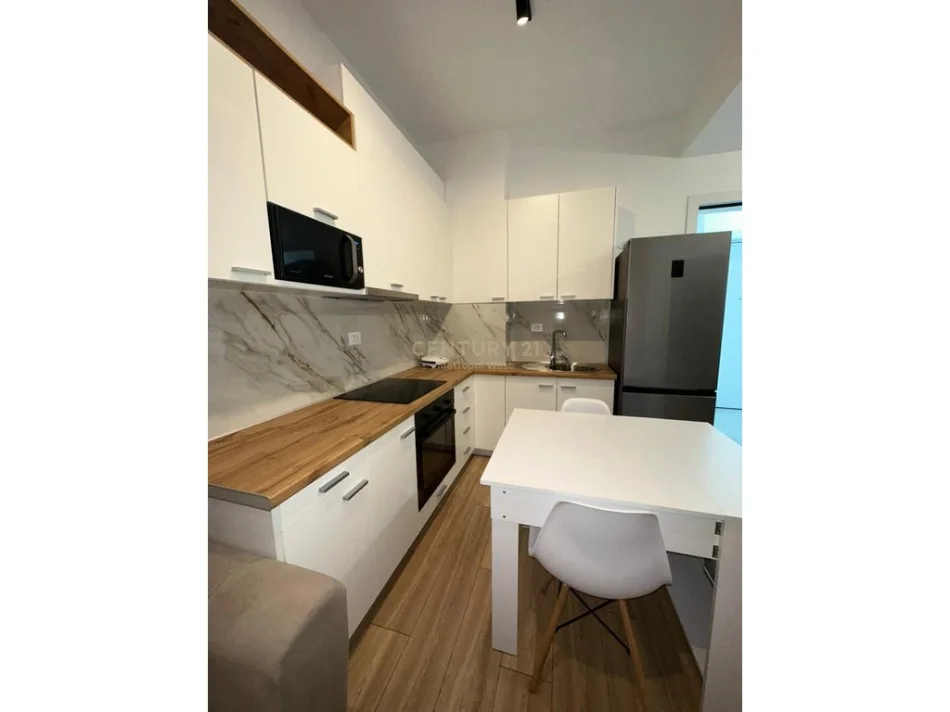Tirane, shitet apartament 1+1 Kati 2, 41 m² 82.000 € (Kompleksi Mangalem)