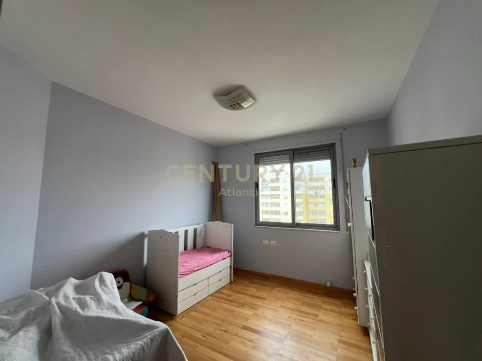 Durres, shitet apartament 2+1 , 106 m² 120.000 € (Ish URT,Durres)