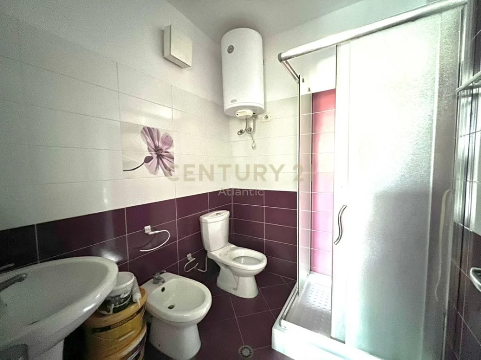 Durres, shitet apartament 2+1 , 106 m² 120.000 € (Ish URT,Durres)