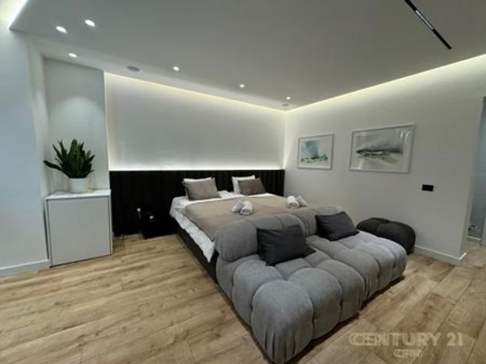 Tirane, shitet garsonier 1+1 Kati 1, 50 m² 180.000 €