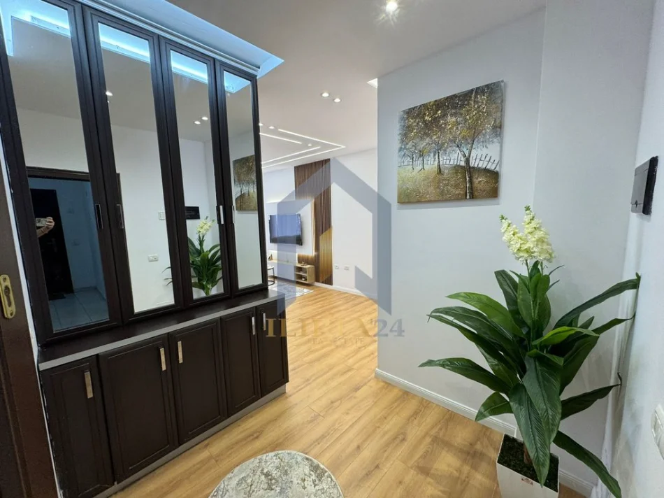 Tirane, shitet apartament 2+1+Aneks+Ballkon Kati 3, 90 m² 158.000 € (Apartament 2+1 per shitje ne Yzberisht Rruga Besim Alla)