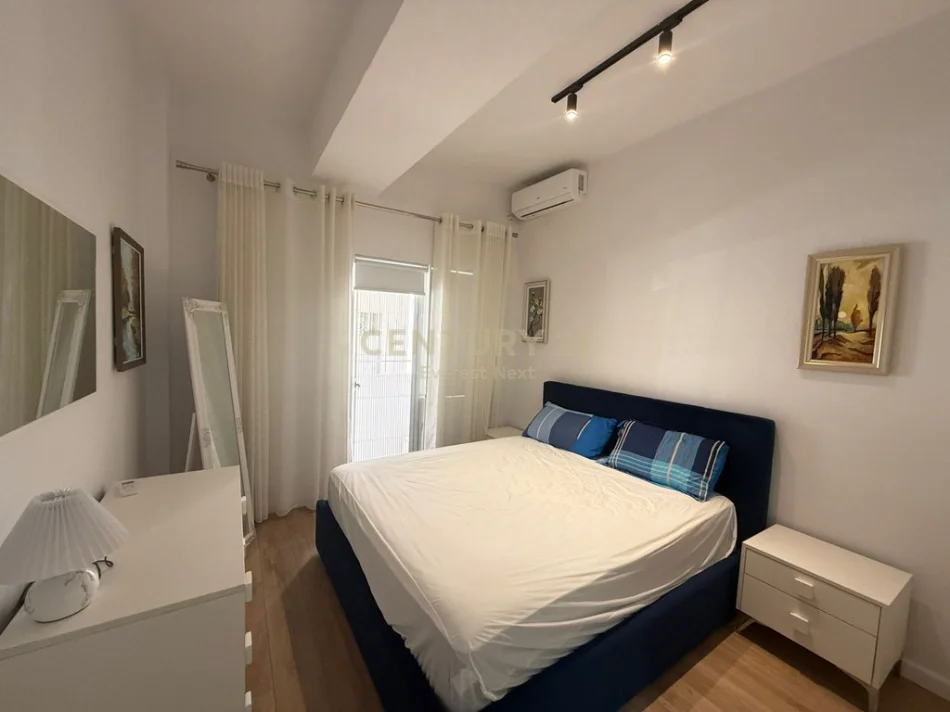 Tirane, jepet me qera apartament 1+1+Ballkon Kati 1, 40 m² 600 € 