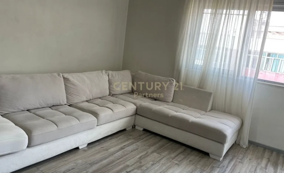 Shqiperi, jepet me qera apartament 1+1 Kati 8, 68 m² 450 € (Astiri)