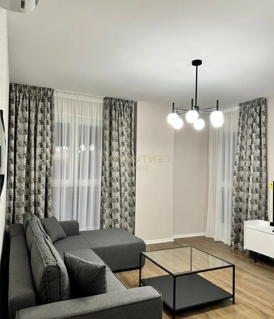 Tirane, jepet me qera apartament 2+1 Kati 3, 99 m² 850 € (Fiori Di Bosco)