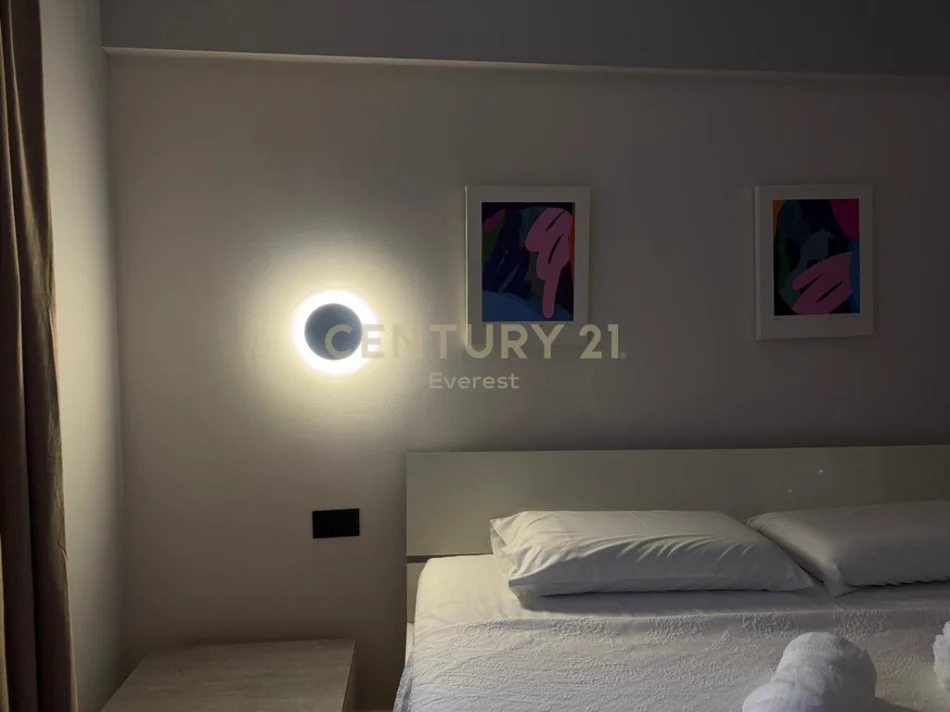 Tirane, jepet me qera apartament 2+1 Kati 2, 85 m² 800 € (Rruga e Durrësit, pranë Hotel Colosseo)