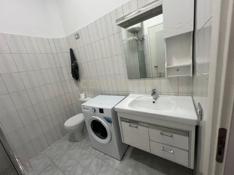 Durres, shitet apartament 1+1 Kati 1, 45 m² 56.000 € (Mali Robit)