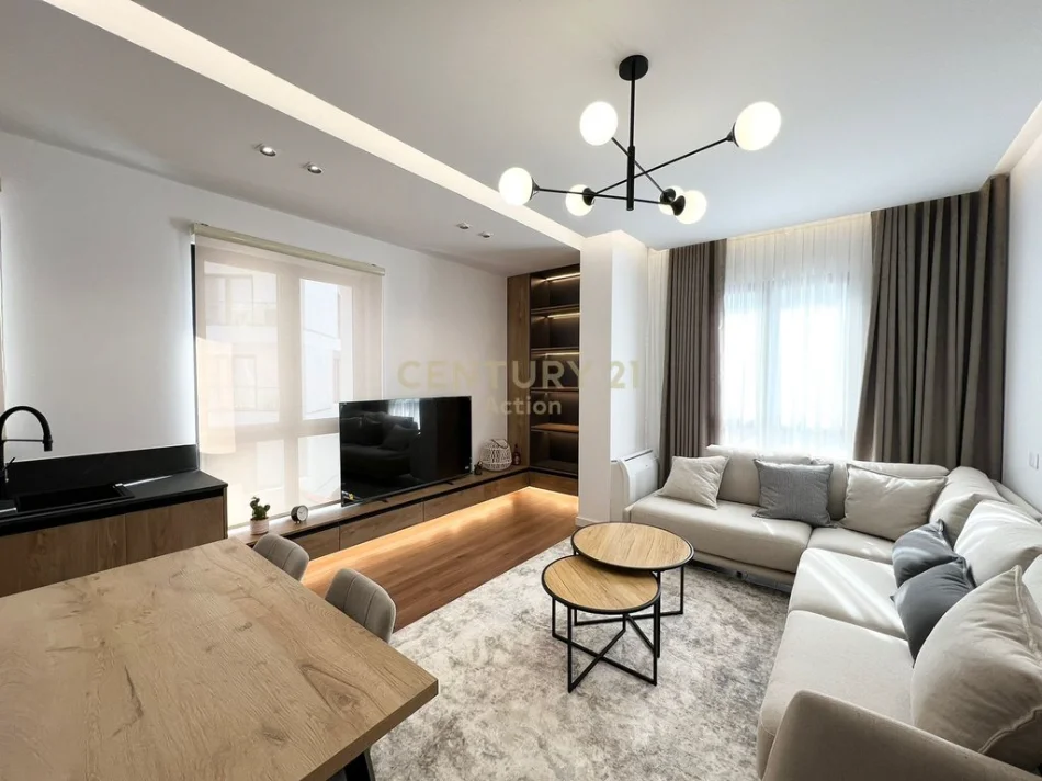 Tirane, jepet me qera apartament 1+1+Ballkon Kati 9, 71 m² 720 € (rruga e dibres)