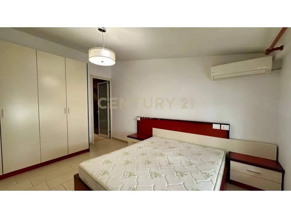 Tirane, shitet apartament 2+1 Kati 5, 94 m² 155.000 € (kodra e diellit)