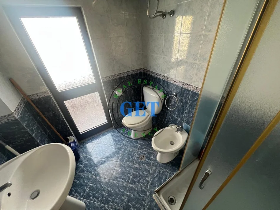 Durres, shitet apartament 1+1 Kati 3, 68 m² 75.000 € (Golem)