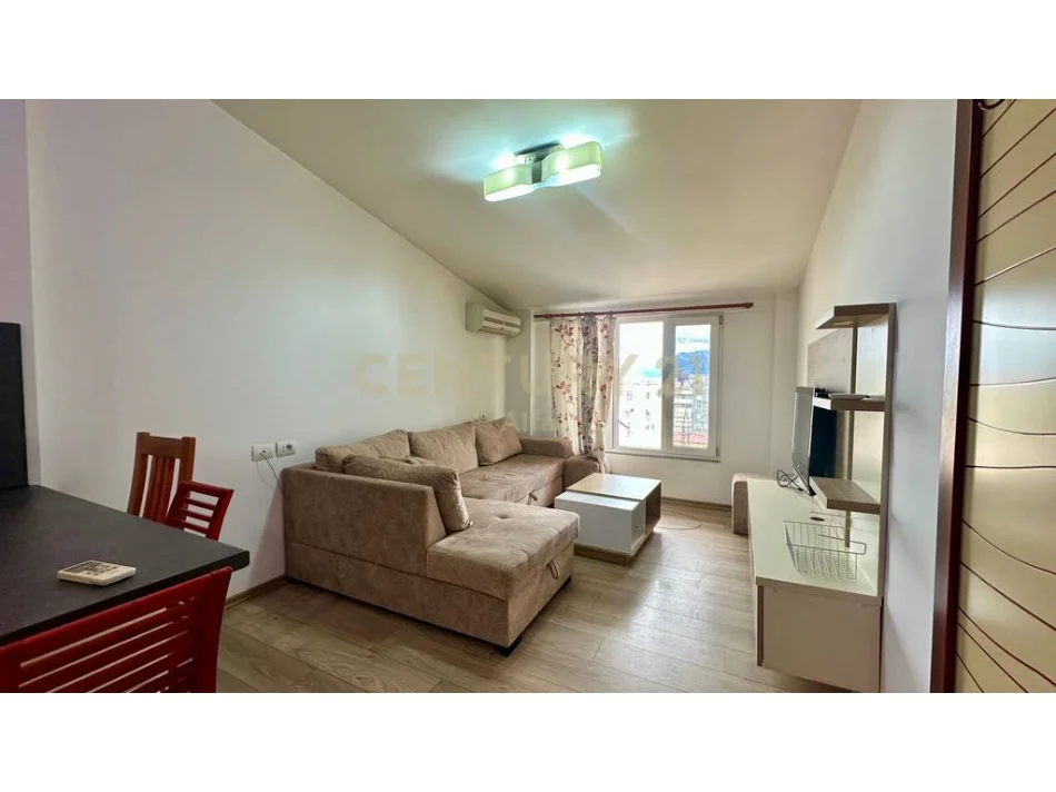 Tirane, shitet apartament 1+1 Kati 5, 48 m² 79.000 € (kodra e diellit)