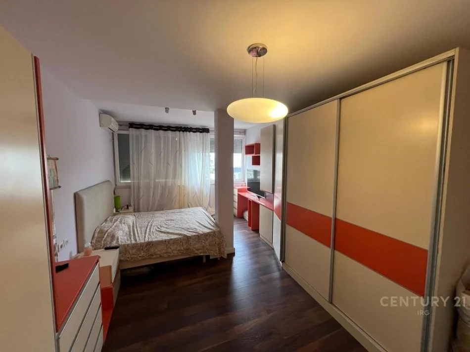 Tirane, shes apartament 2+1 Kati 11, 154 m² 370.000 € (Selvia)