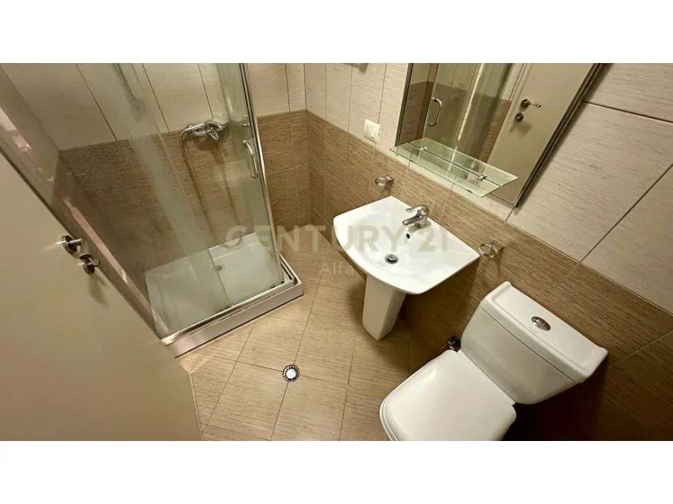 Tirane, shitet apartament 1+1 Kati 5, 64 m² 106.000 € (kodra e diellit)