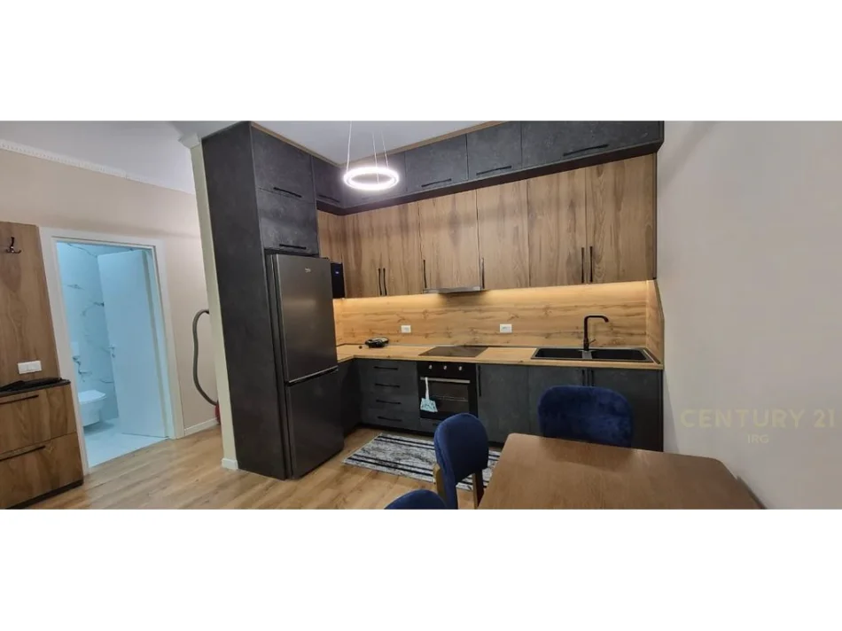 Tirane, jepet me qera apartament 1+1 Kati 7, 70 m² 590 € 