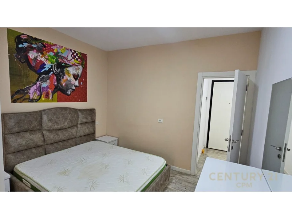 Tirane, jepet me qera apartament 1+1 Kati 2, 60 m² 700 € 