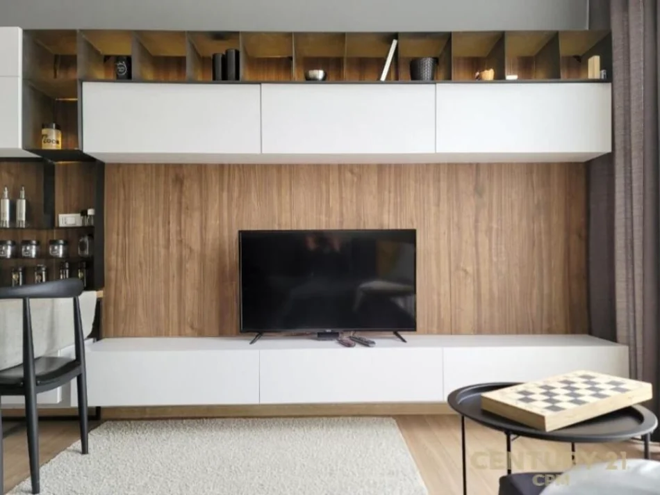 Tirane, jepet me qera apartament 1+1 Kati 5, 50 m² 600 € 