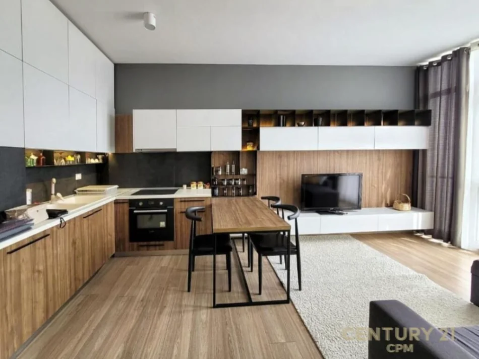 Tirane, jepet me qera apartament 1+1 Kati 5, 600 m² 600 € (komuna e parisit)