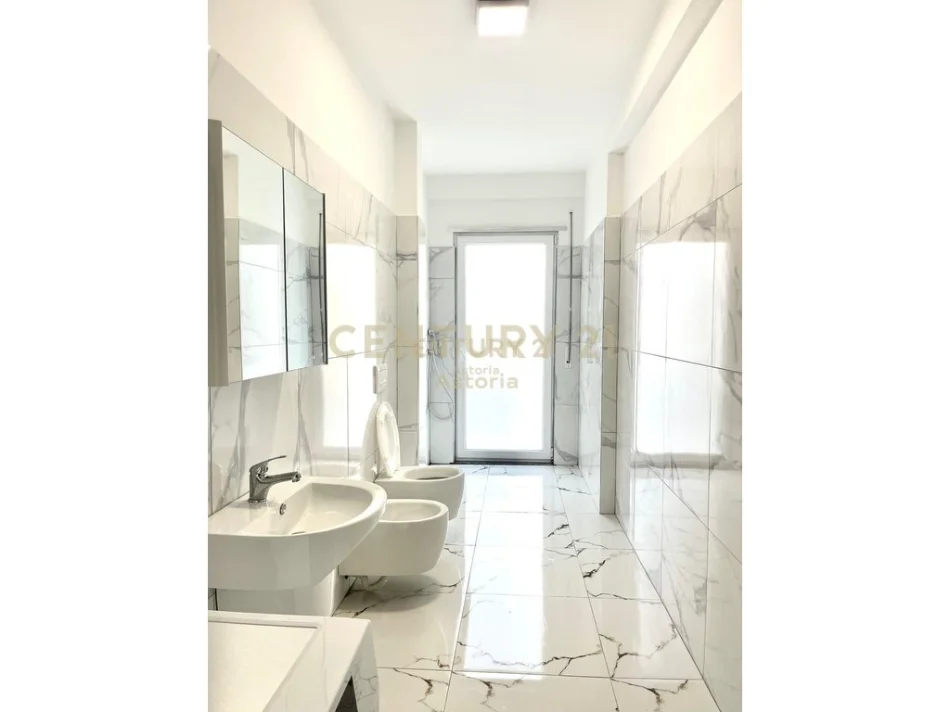 Shqiperi, jepet me qera apartament 1+1 Kati 1, 70 m² 500 € 