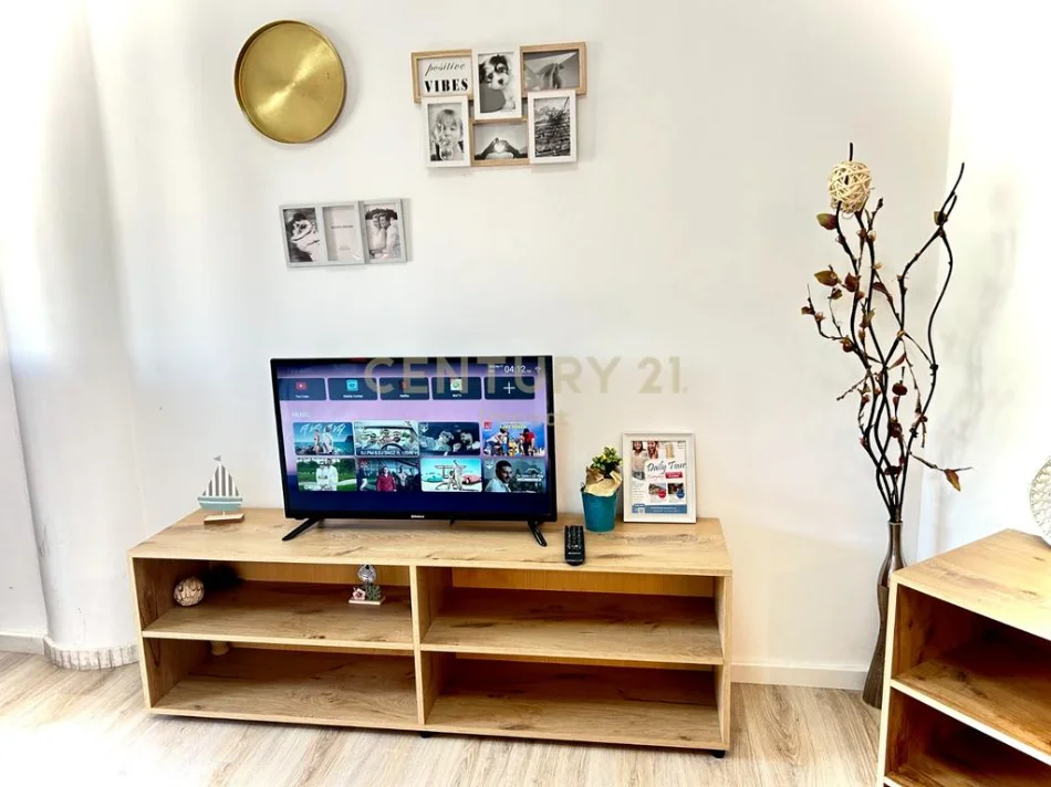 Tirane, shitet hotel , 330 m² 1.100.000 € 