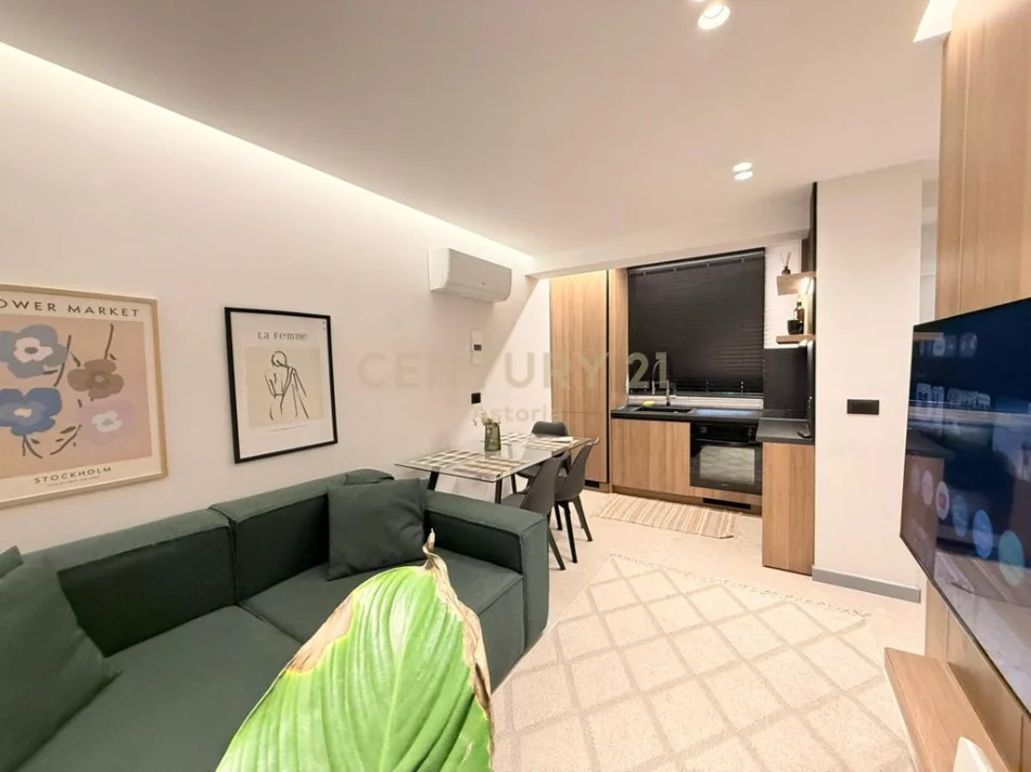 Shqiperi, jepet me qera apartament 1+1 Kati 1, 600 € 