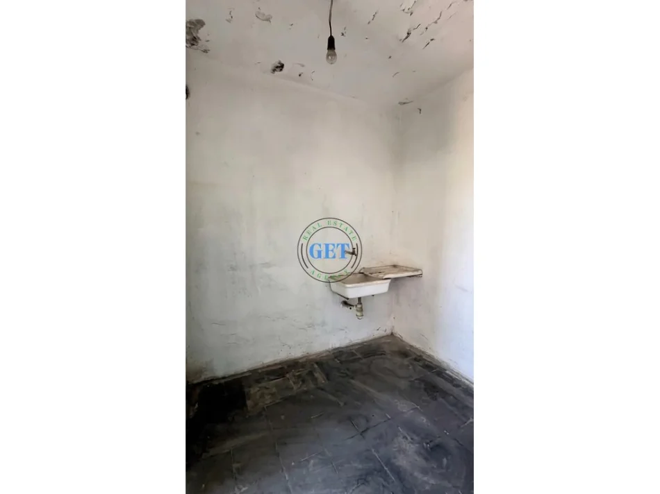 Durres, shitet apartament 2+1 , 83 m² 80.000 € (Lagjja 16)