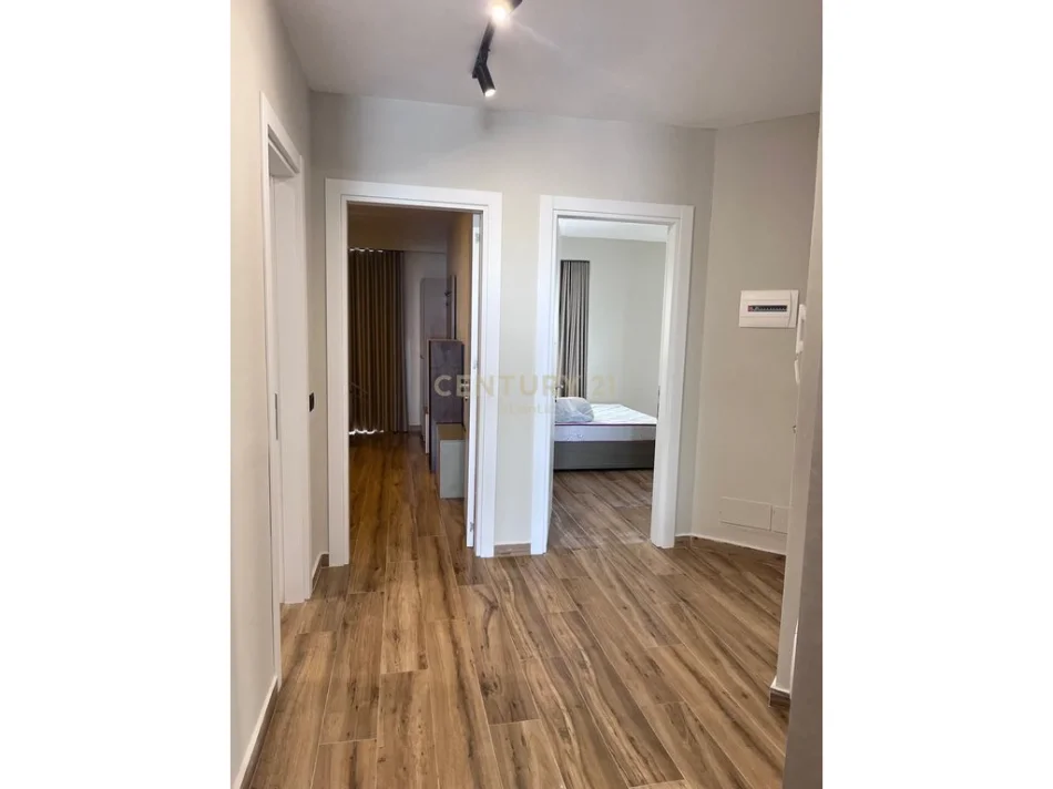 Durres, shitet apartament 2+1 Kati 6, 138 m² 441.600 € (Currila, Durres)