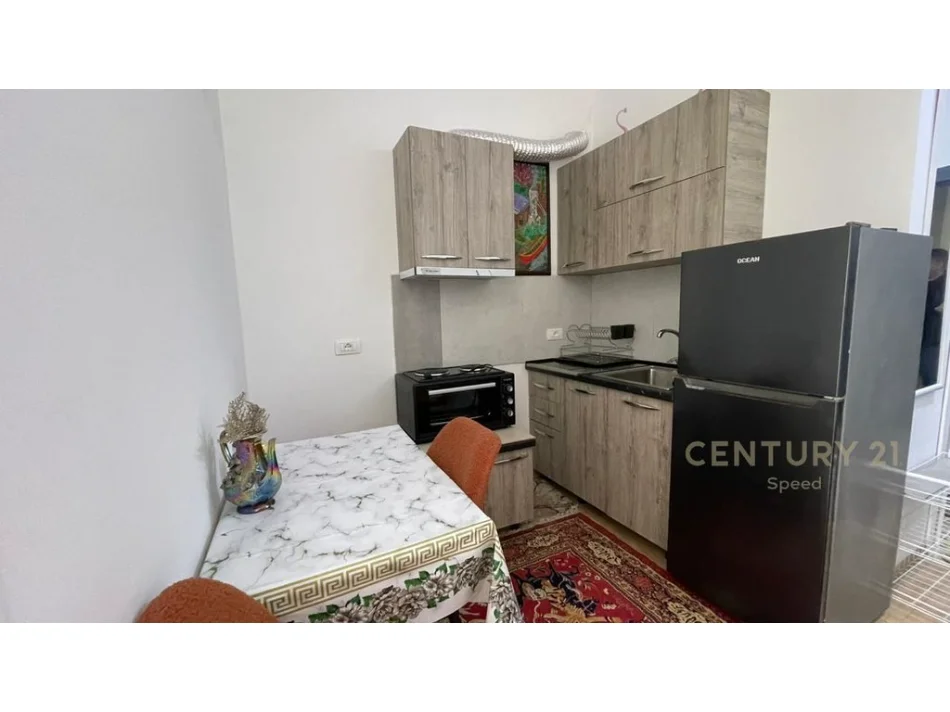 Tirane, jepet me qera apartament 1+1 Kati 1, 30 m² 280 € 