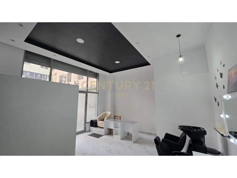 Durres, shitet ambjent biznesi Kati 0, 33 m² 90.000 € 