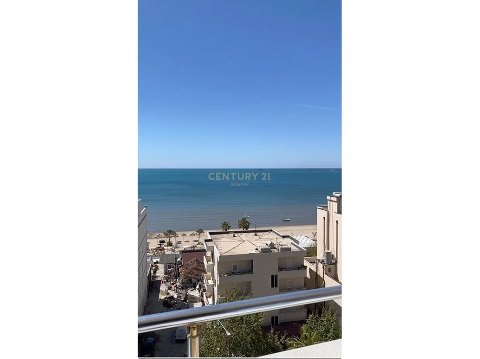 Durres, jepet me qera apartament 2+1+Ballkon Kati 7, 105 m² 700 € (Plazh,hekurudha)