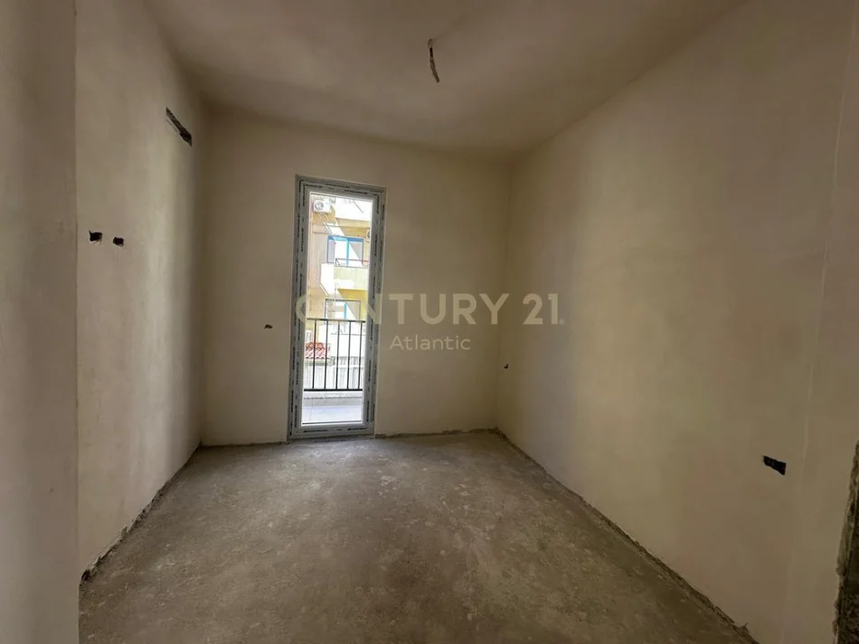 Durres, shitet apartament 1+1 Kati 2, 67 m² 87.000 € (Golem)