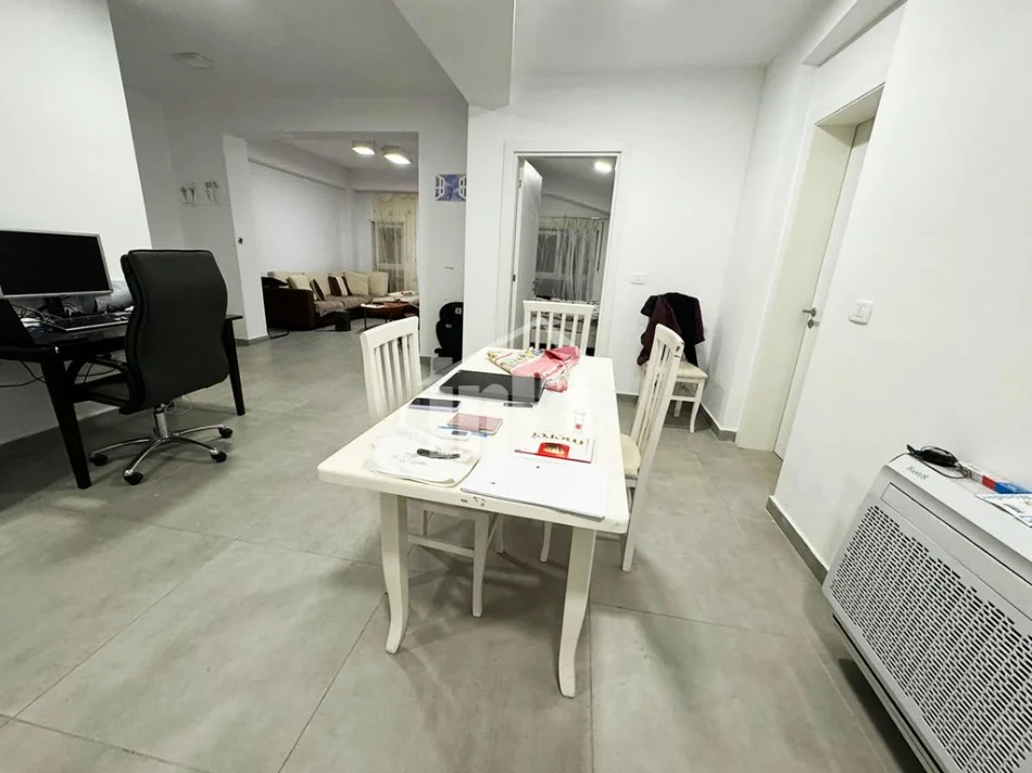 Tirane, shitet apartament 2+1 Kati 2, 123 m² 224.741 € (REZIDENCA “KODRA E DIELLIT”)