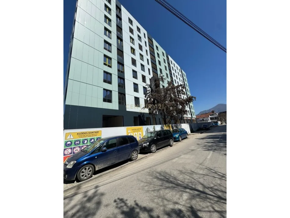 Tirane, shitet apartament 1+1 Kati 3, 63 m² 118.000 € (Rruga Besa Atrium137809)