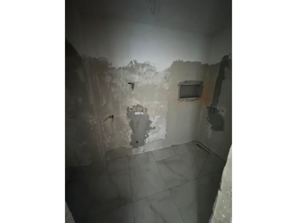 Tirane, shitet apartament 1+1 Kati 3, 63 m² 118.000 € 