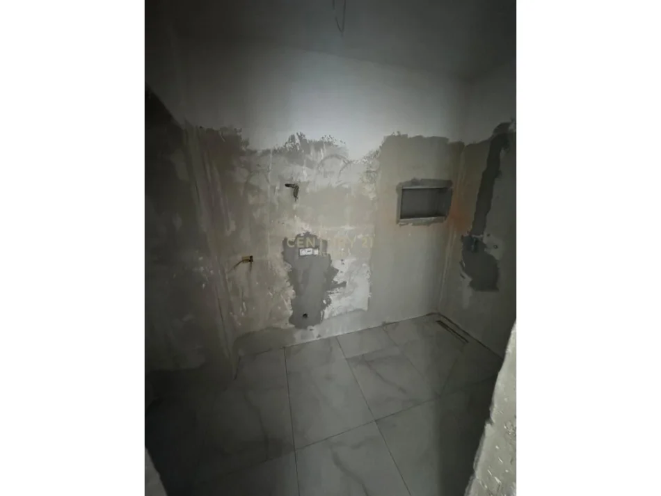 Tirane, shitet apartament 1+1 Kati 3, 63 m² 118.000 € (Rruga Besa Atrium137809)