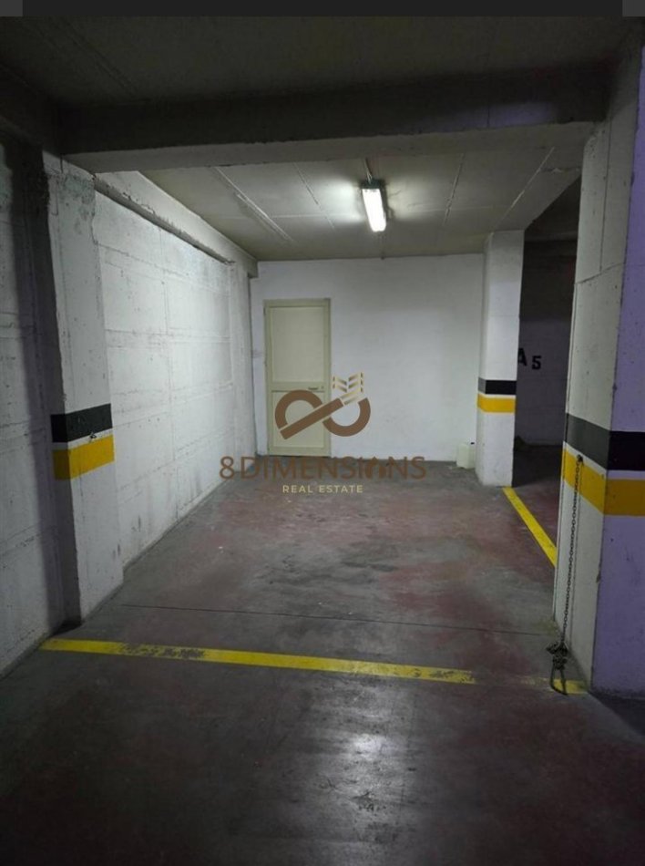 Tirane, shitet apartament 2+1+Ballkon Kati 3, 115 m² 255.000 € (liqeni i thate)