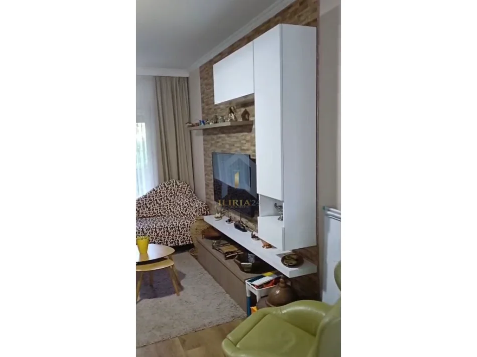 Tirane, shes apartament 2+1+Ballkon Kati 3, 106 m² 316.500 € (Apartament 2+1 për Shitje Tek Liqeni i Thatë)