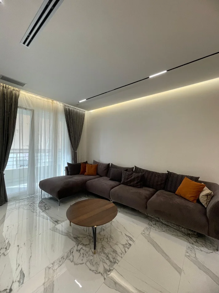 Tirane, jepet me qera apartament 2+1 Kati 6, 100 m² 1.300 € 