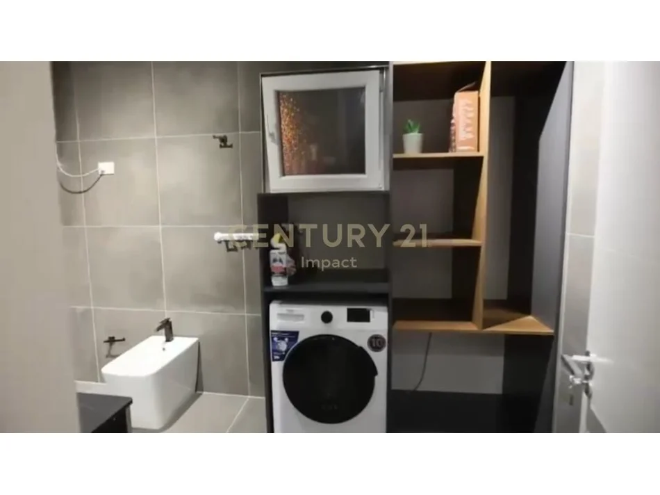 Tirane, shitet apartament 1+1 Kati 0, 110 m² 175.000 € (don bosko)